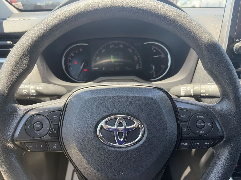 Used 2024 Silver Toyota XLE image 14