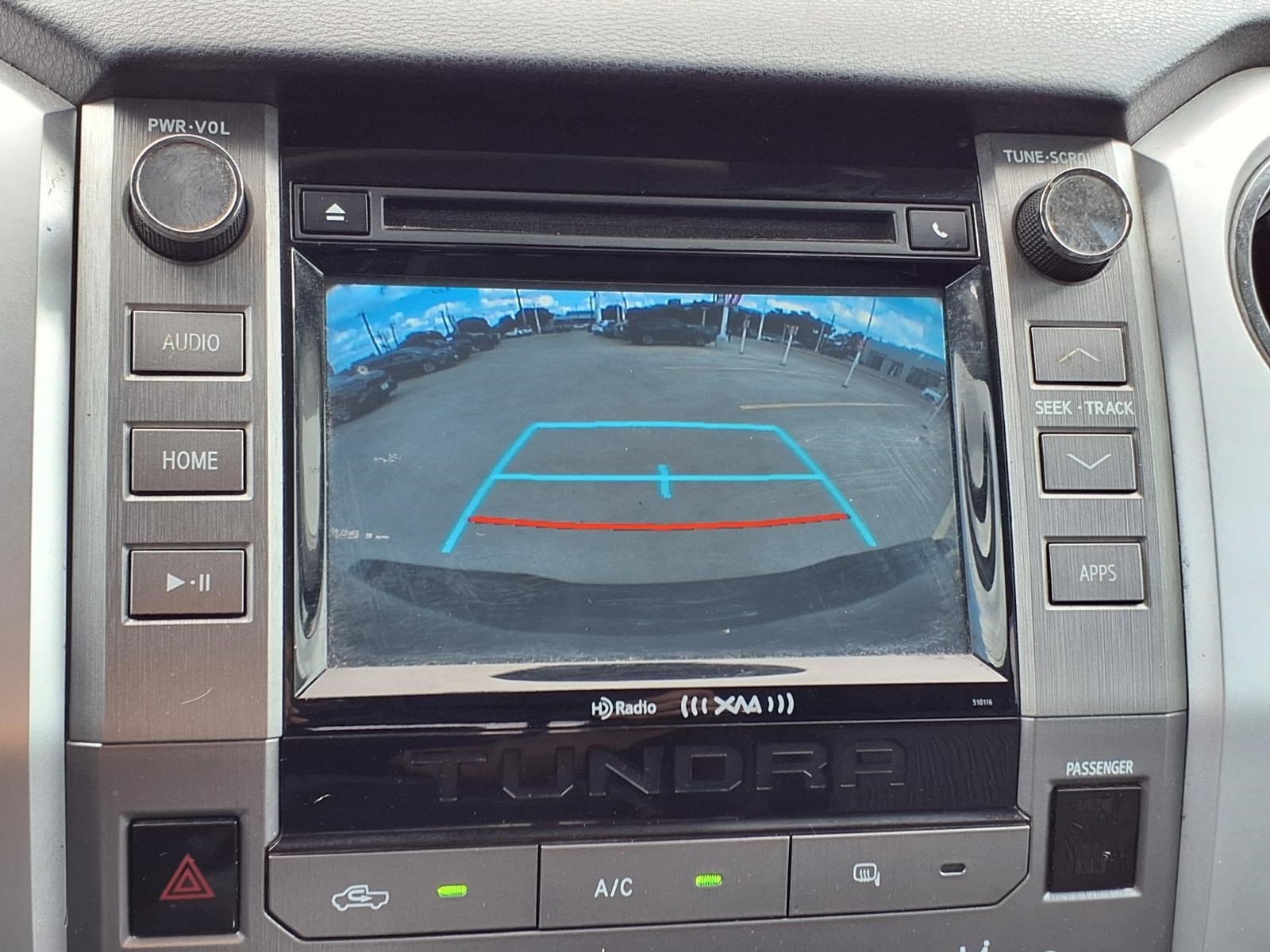 Used 2017 MAGNETIC GRAY MET Toyota SR5 image 15