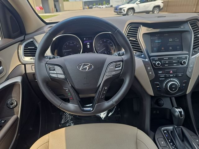 Used 2017 Black Hyundai 2.4 Base image 16