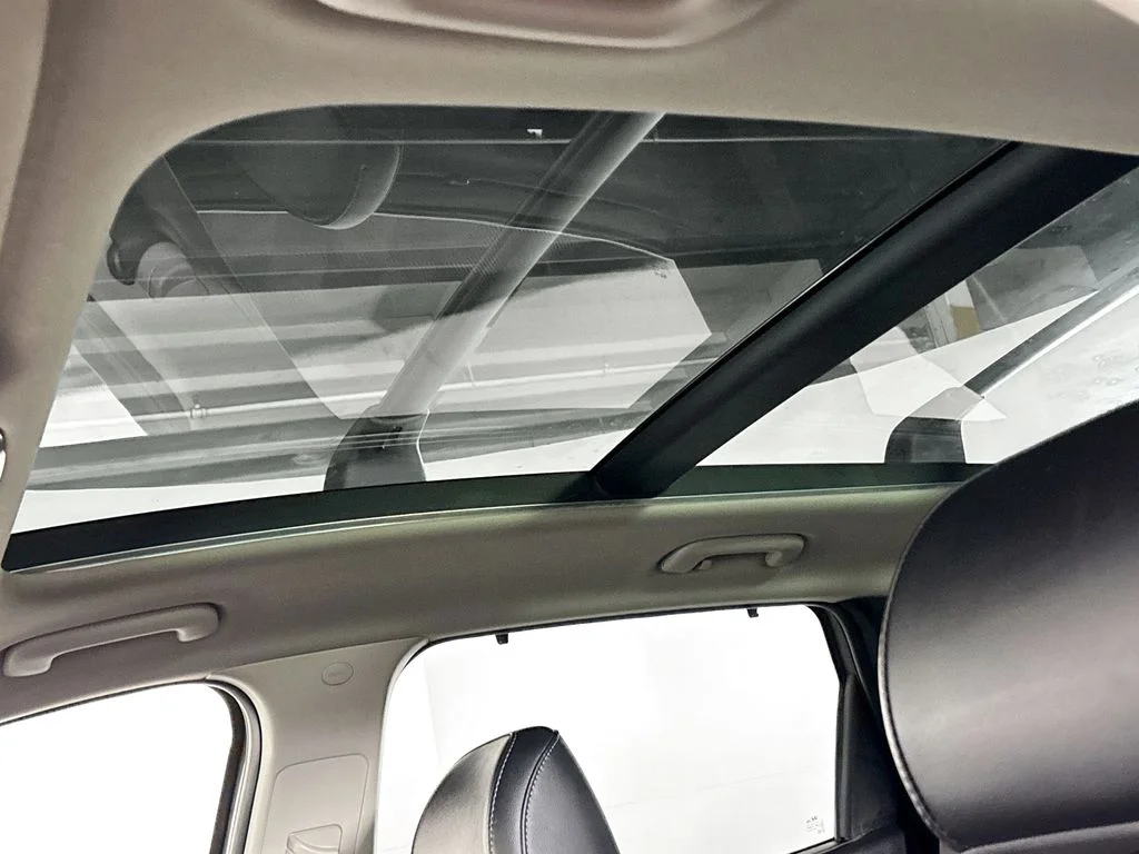 Used 2023 Gray Hyundai SEL image 19