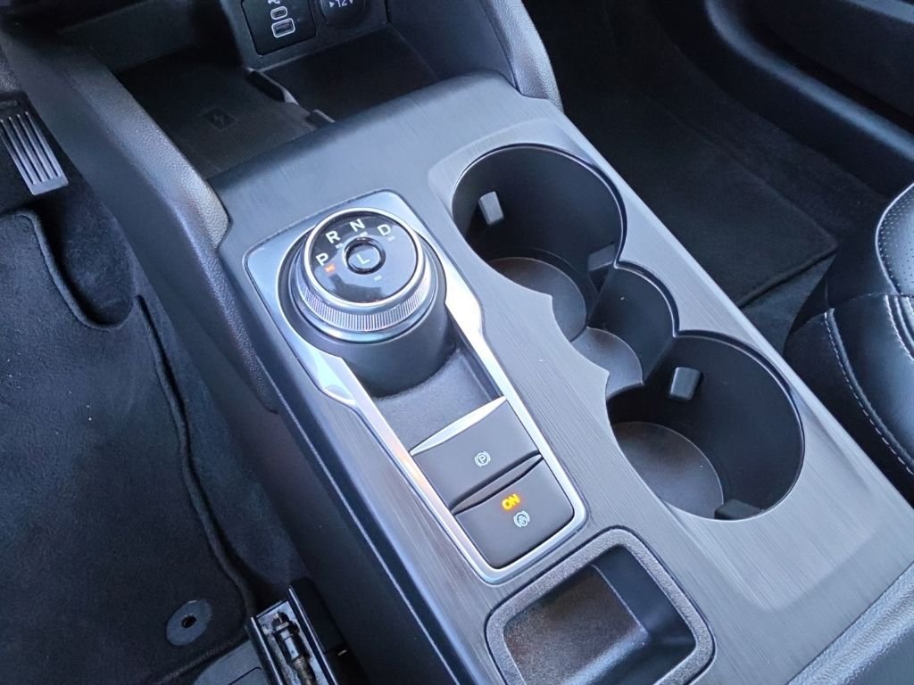 Used 2025 Silver Ford Platinum image 19
