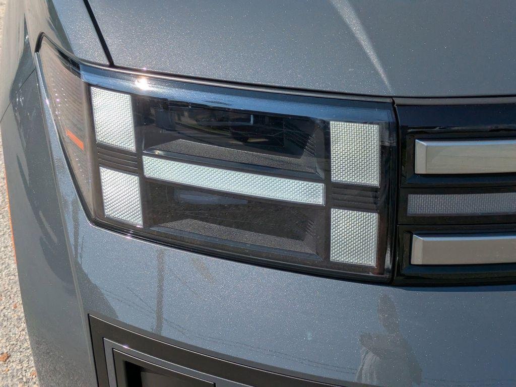 New 2026 Gray Hyundai SE image 9
