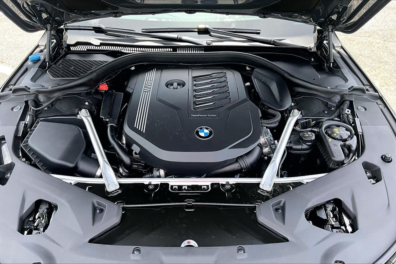 Used 2026 Dravit Grey Metallic BMW 840i image 32