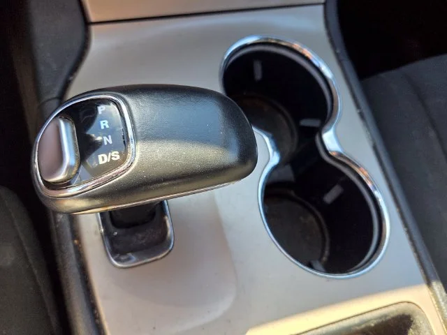 Used 2014 White Jeep Laredo image 22