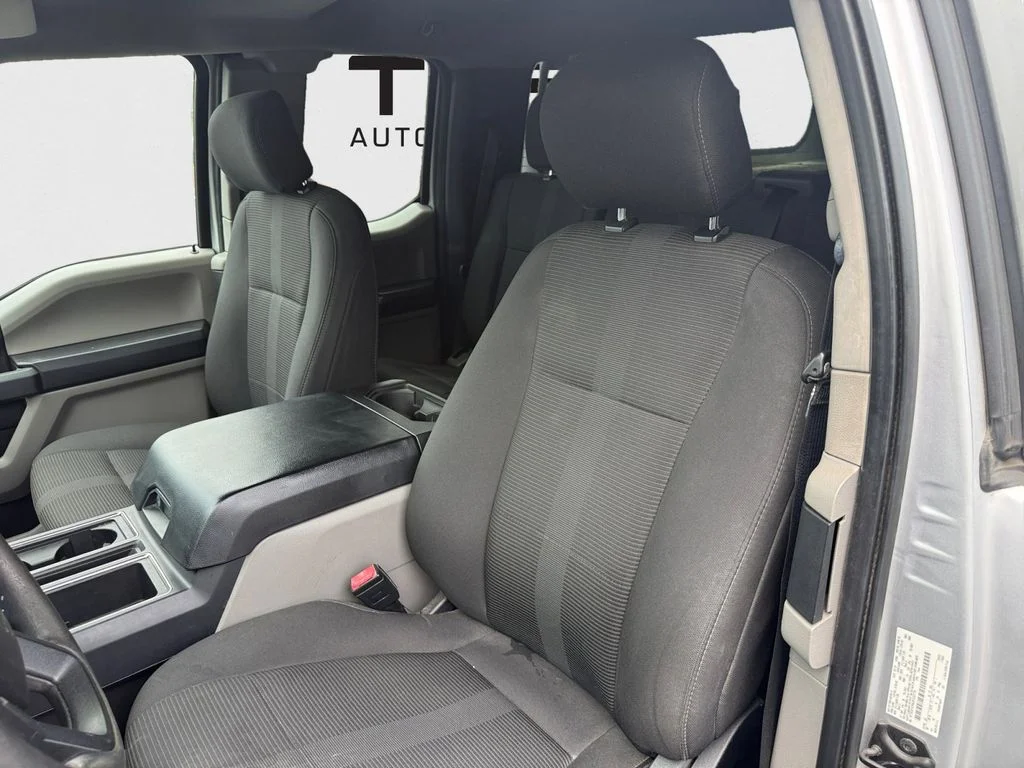 Used 2018 Silver Ford XL image 23