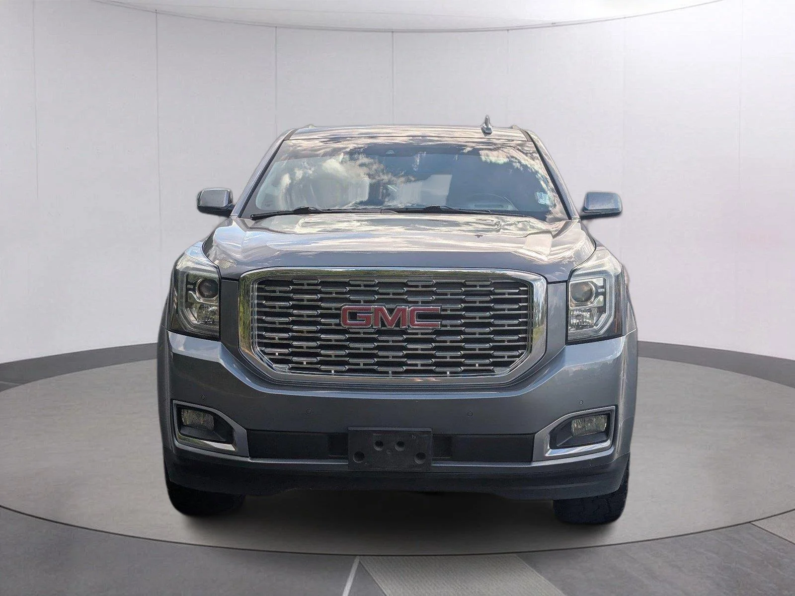 Used 2019 Satin Steel Metallic GMC Denali image 9