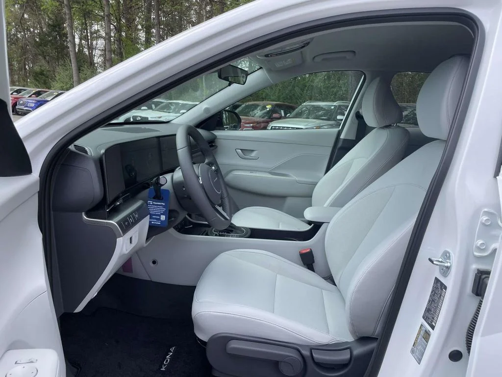 New 2026 White Hyundai SEL Sport image 15