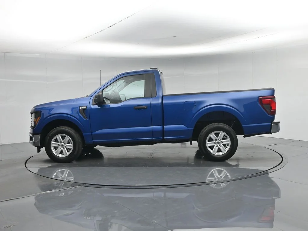 New 2026 Oxford White Ford XLT image 24