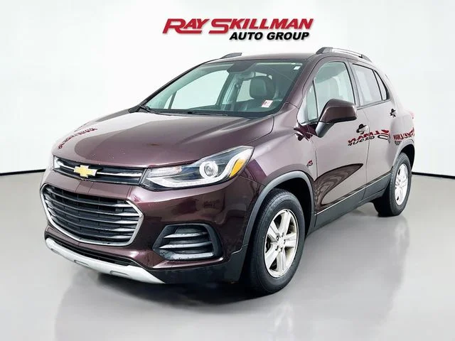 Used 2021 Red Chevrolet LT image 3