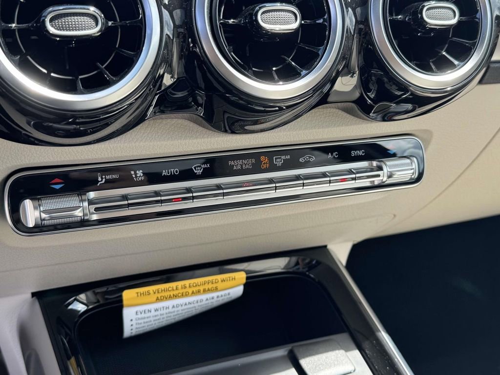 New 2026 Starling Blue Metallic Mercedes-Benz GLB 250 image 28