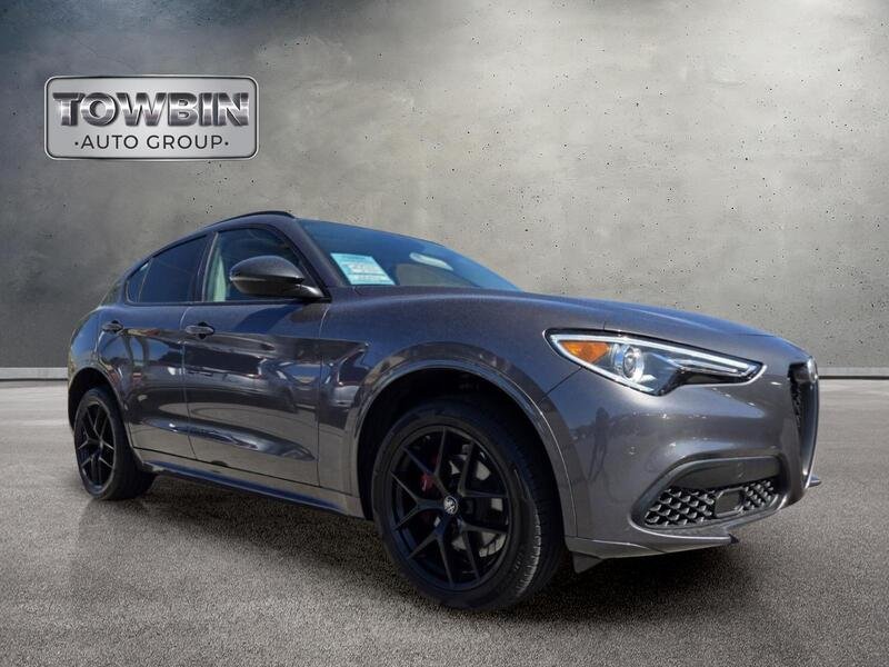 Used 2020 Gray Metallic Alfa Romeo SPORT RWD image 2