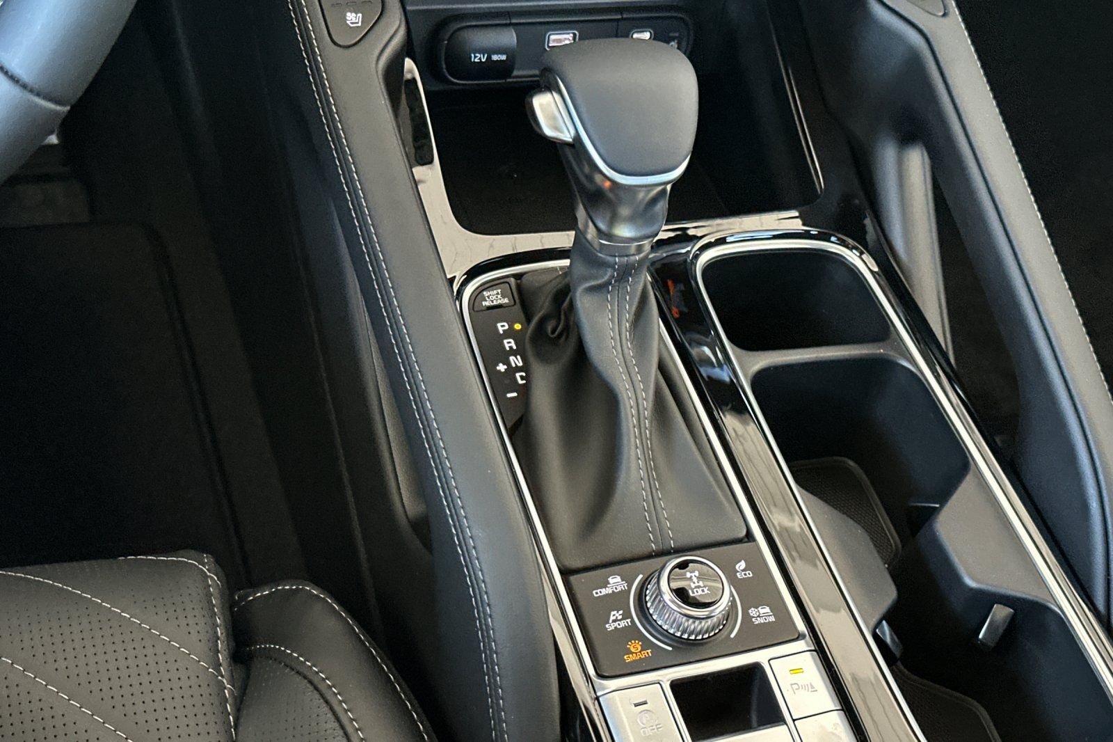 2025 Kia Telluride SX Prestige X-Line - Photo 18