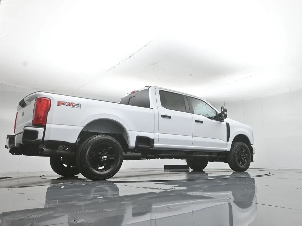New 2026 Oxford White Ford XL image 45