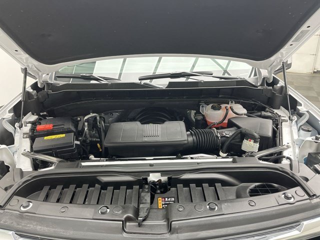 Used 2026 Summit White Chevrolet LT image 28
