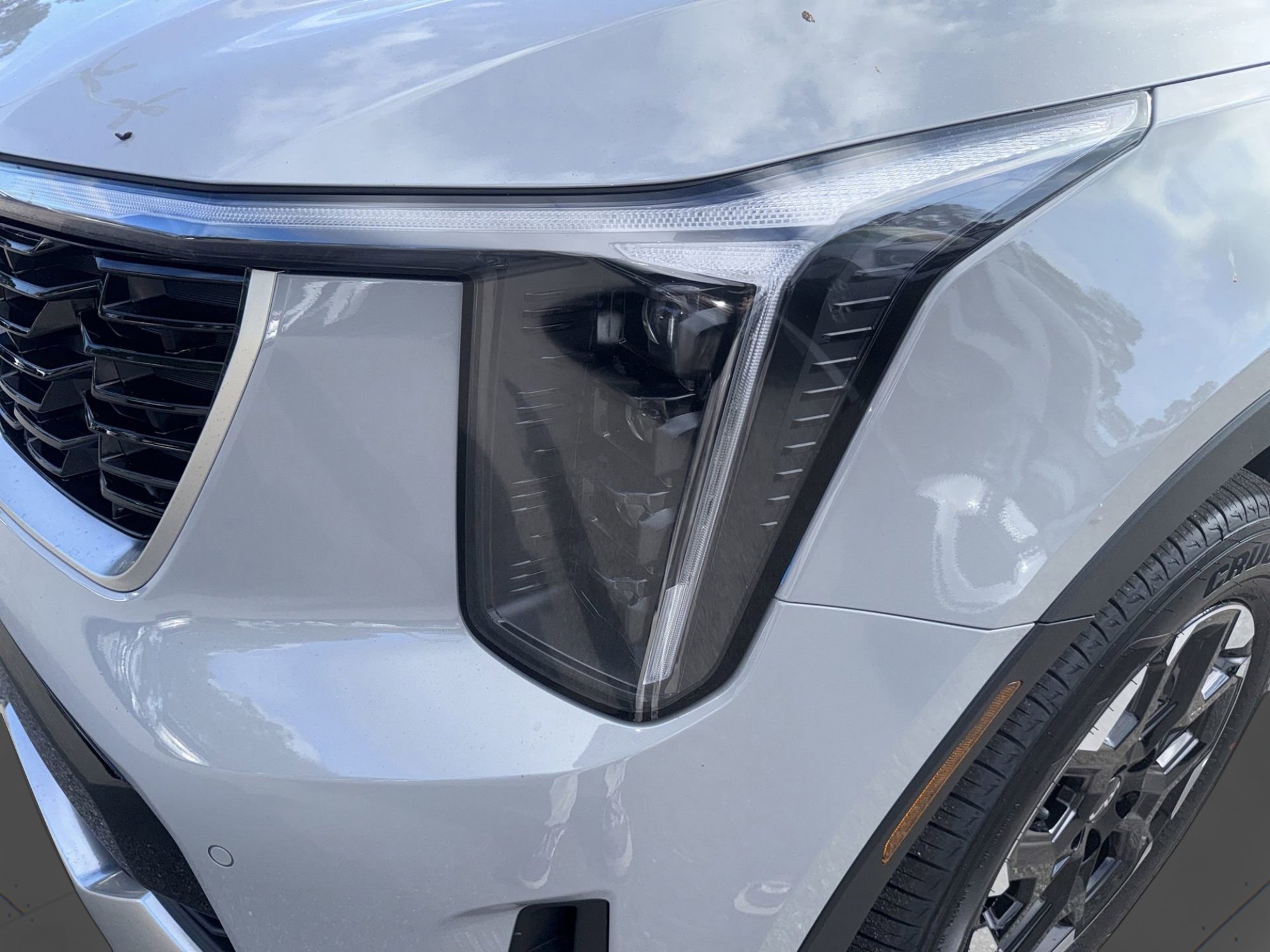 New 2026 Wolf Gray Kia S image 6