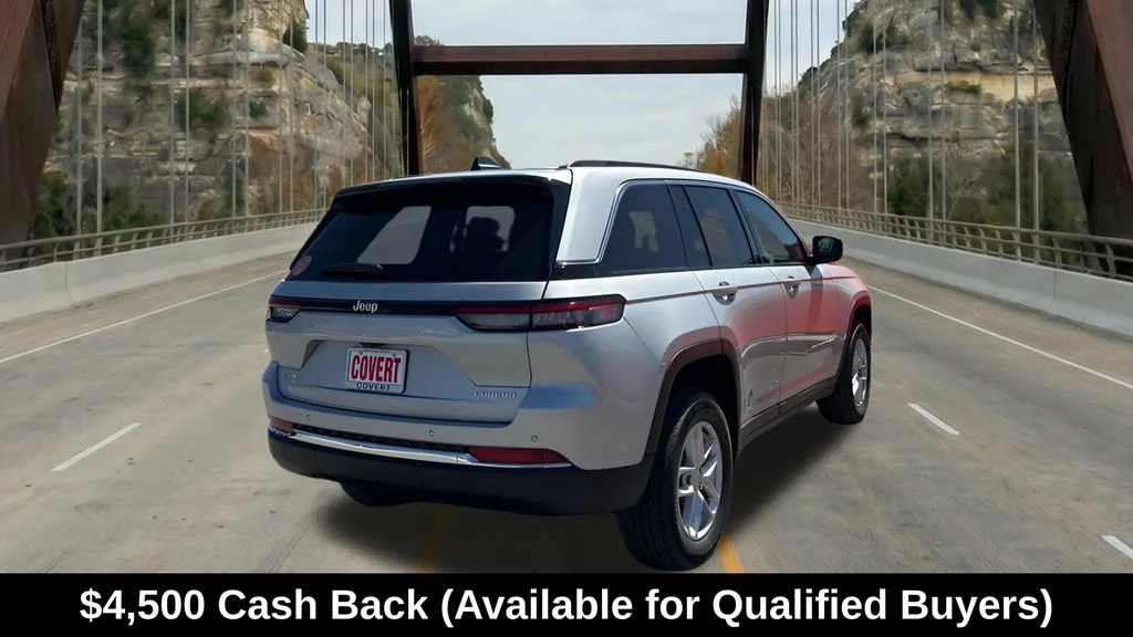 New 2026 Silver Zynith Exterior Paint Jeep Laredo X image 10