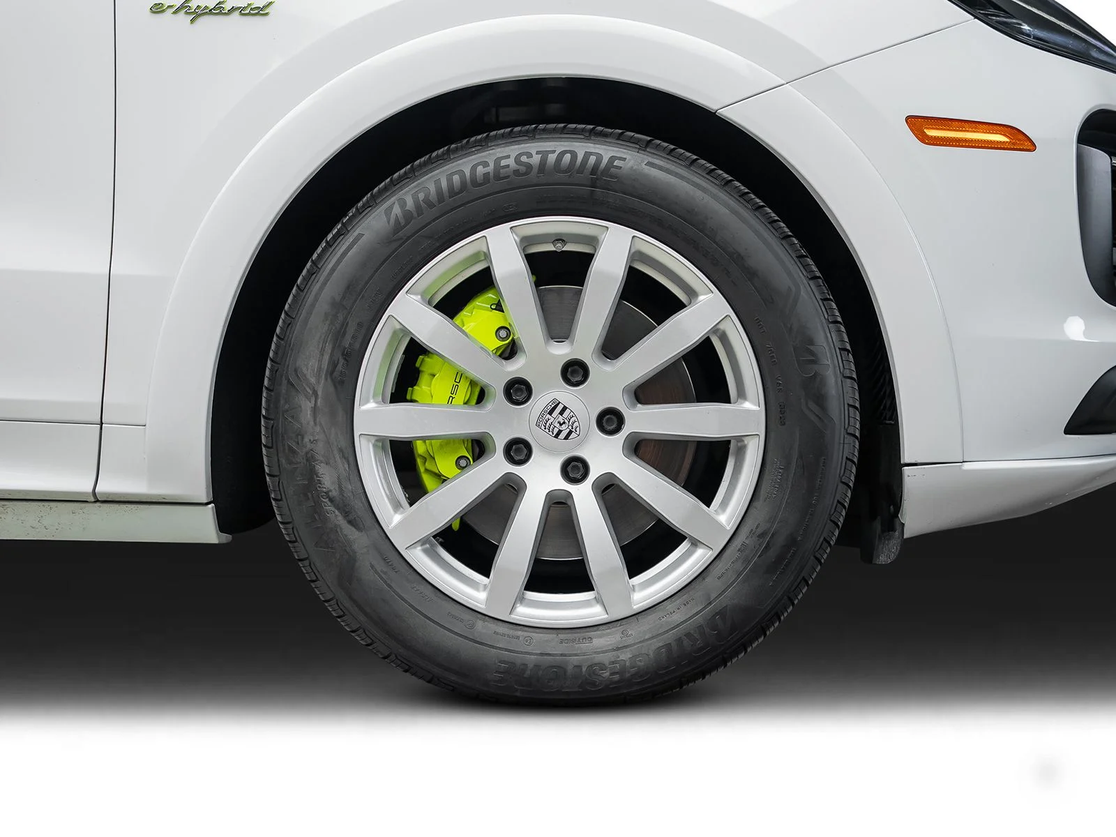 Used 2019 White Porsche Base image 26