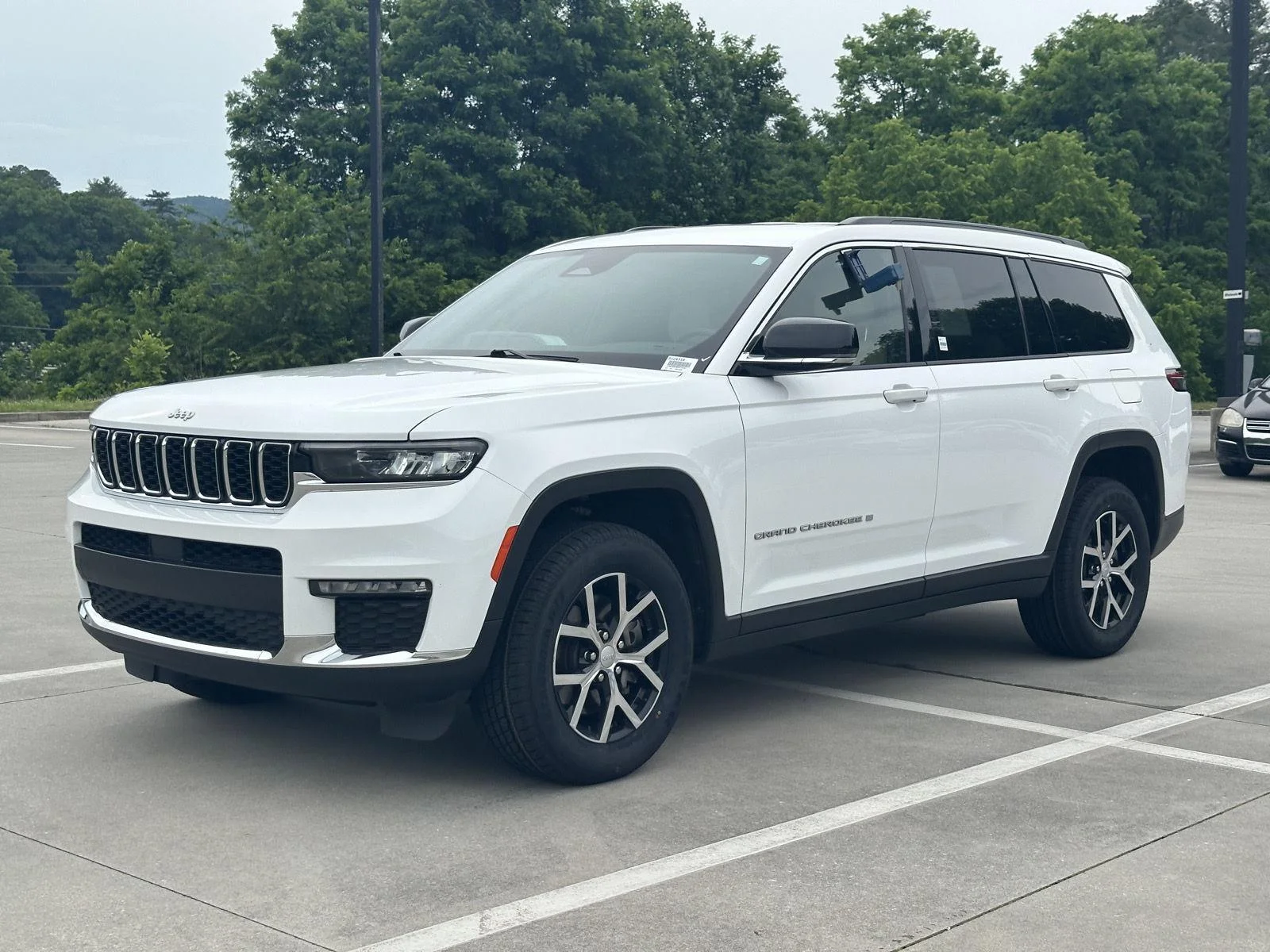 Used 2024 Bright White Clearcoat Jeep Limited image 3