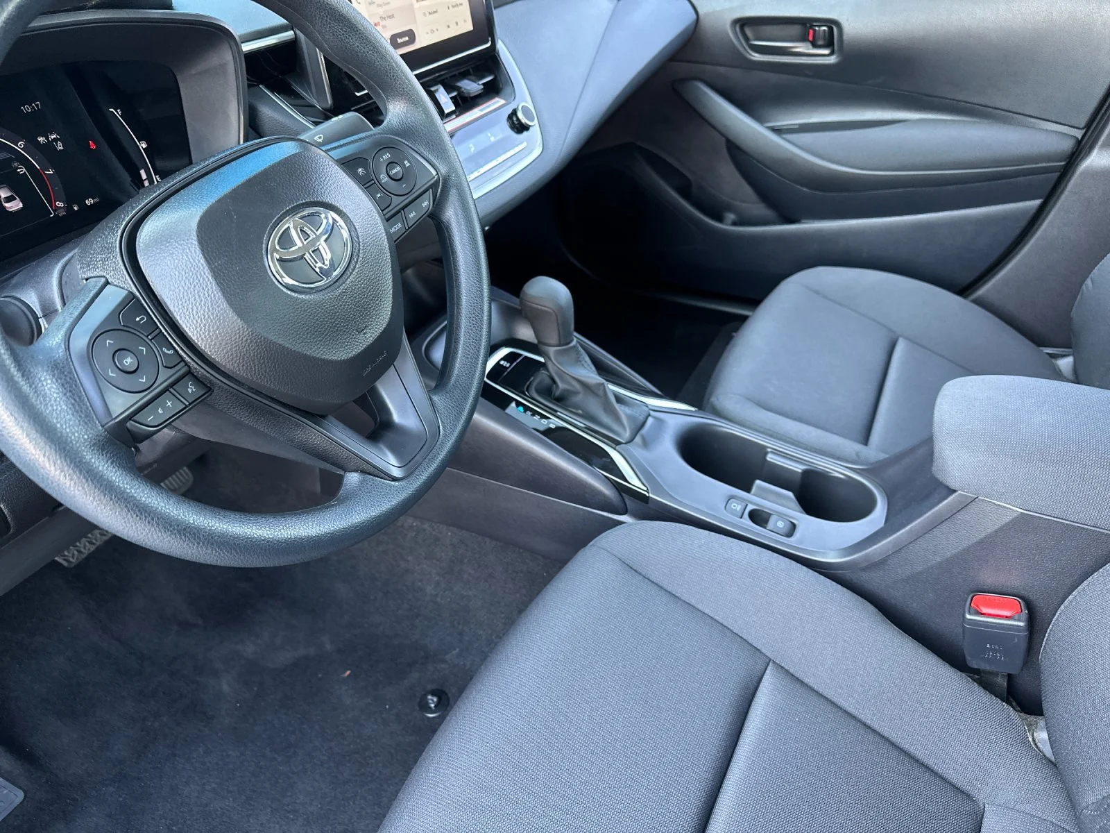 Used 2026  Toyota LE image 9