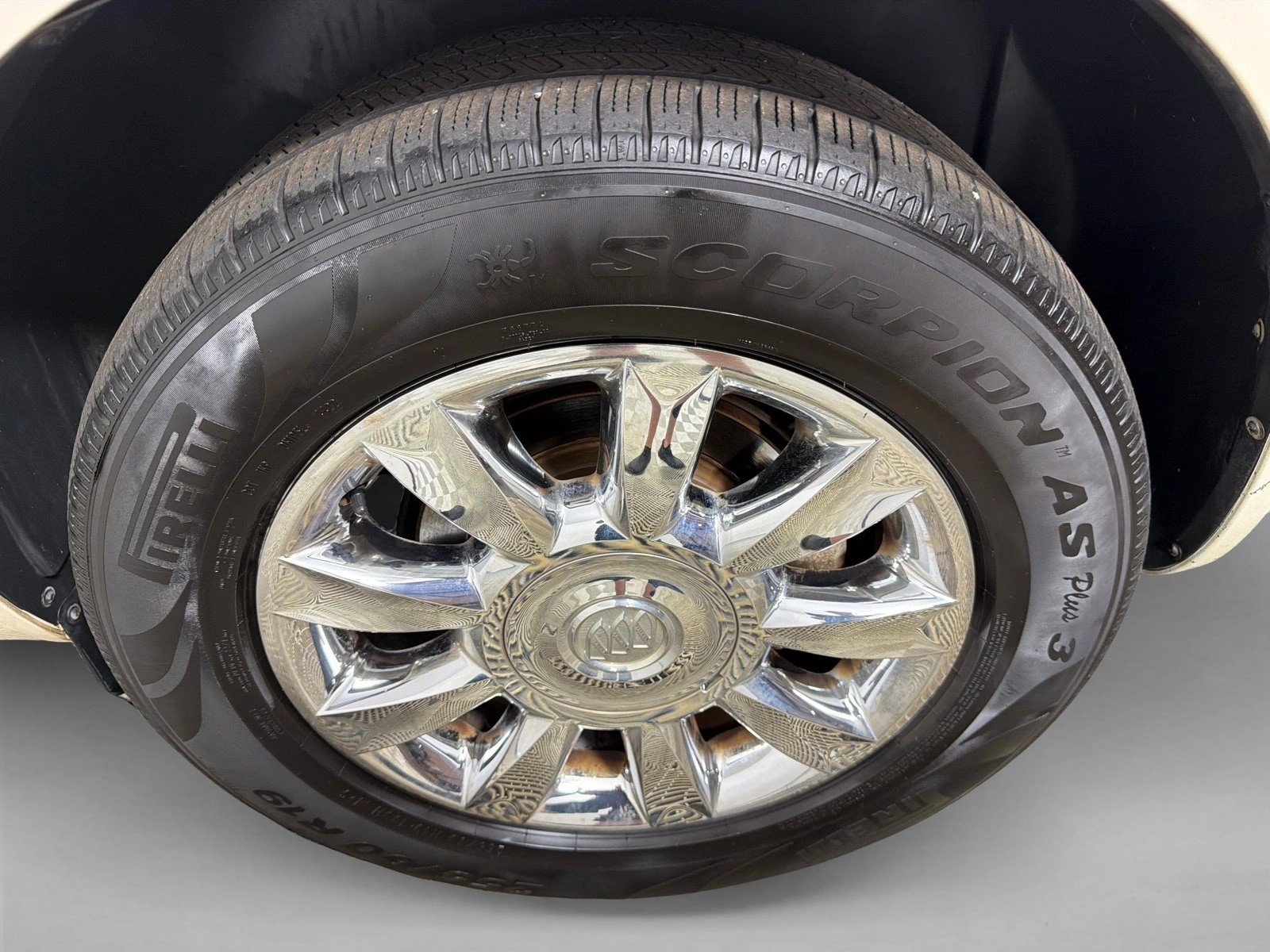Used 2014 White Diamond Tricoat Buick Premium image 22