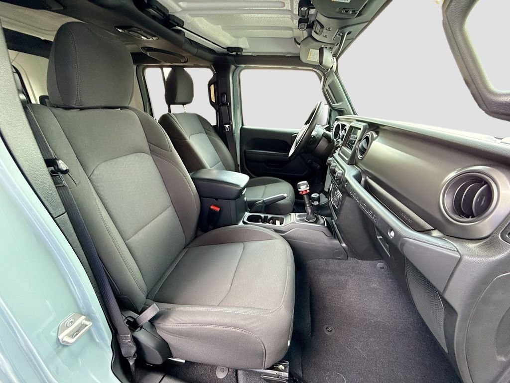 Used 2023 Earl Clearcoat Jeep Willys Sport image 27