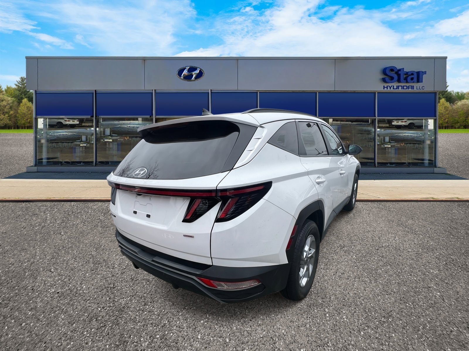 Used 2023 Serenity White Pearl Hyundai SEL image 5