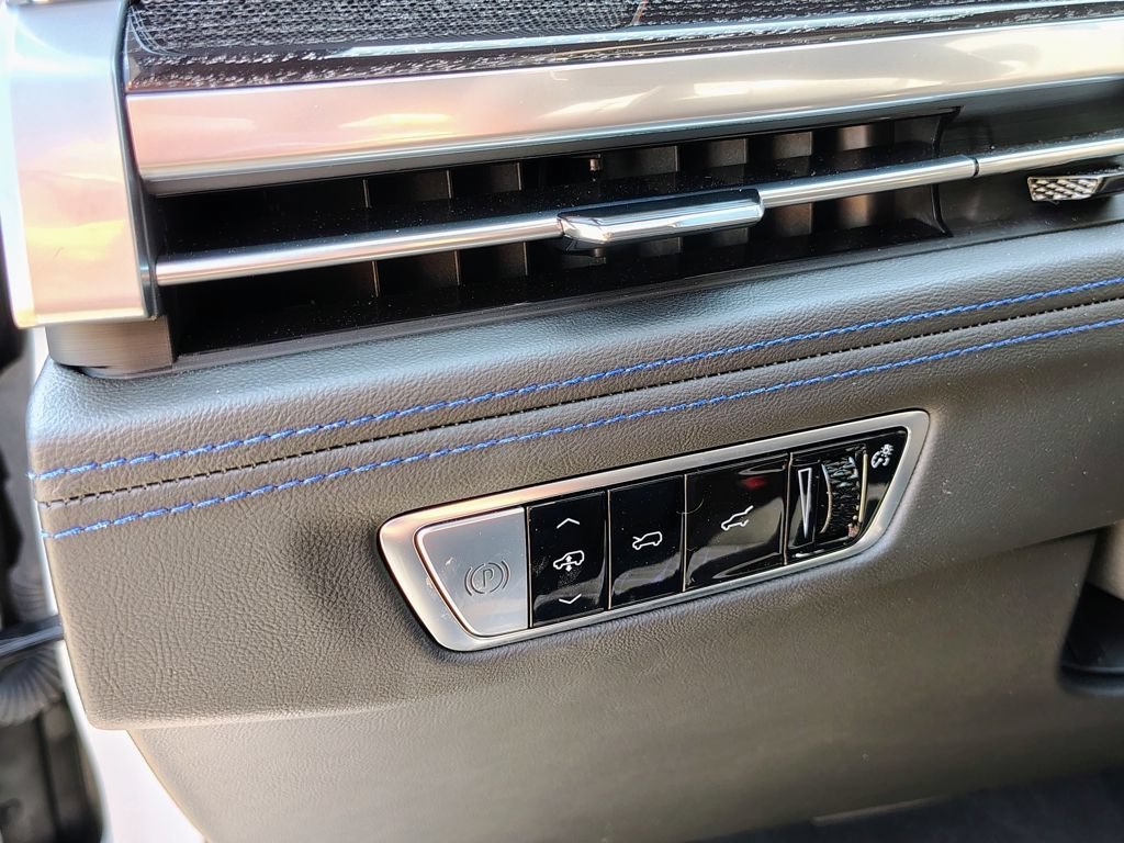 2026 Cadillac Escalade IQ Sport - Photo 21