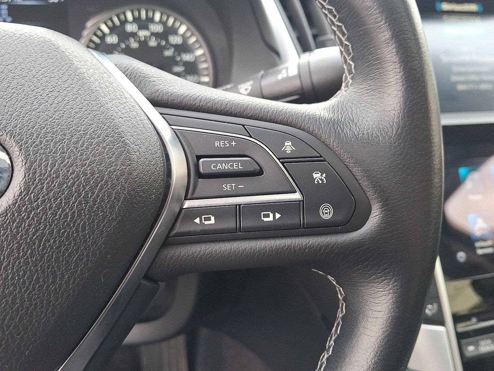 Certified Used 2023 Black Obsidian - KH3 INFINITI LUXE AWD image 24