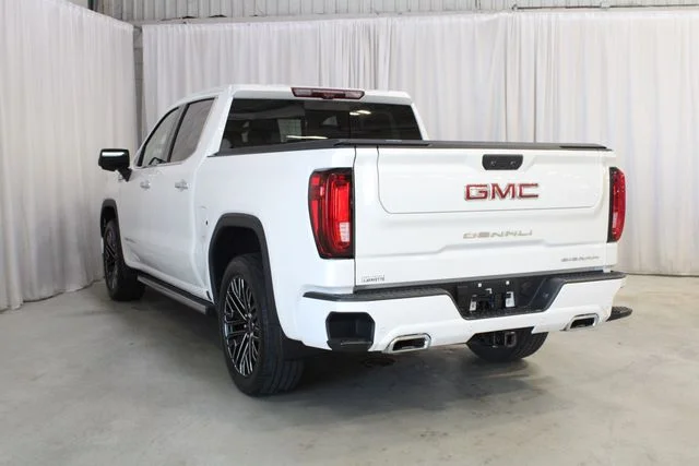 Used 2024 White GMC Denali image 24