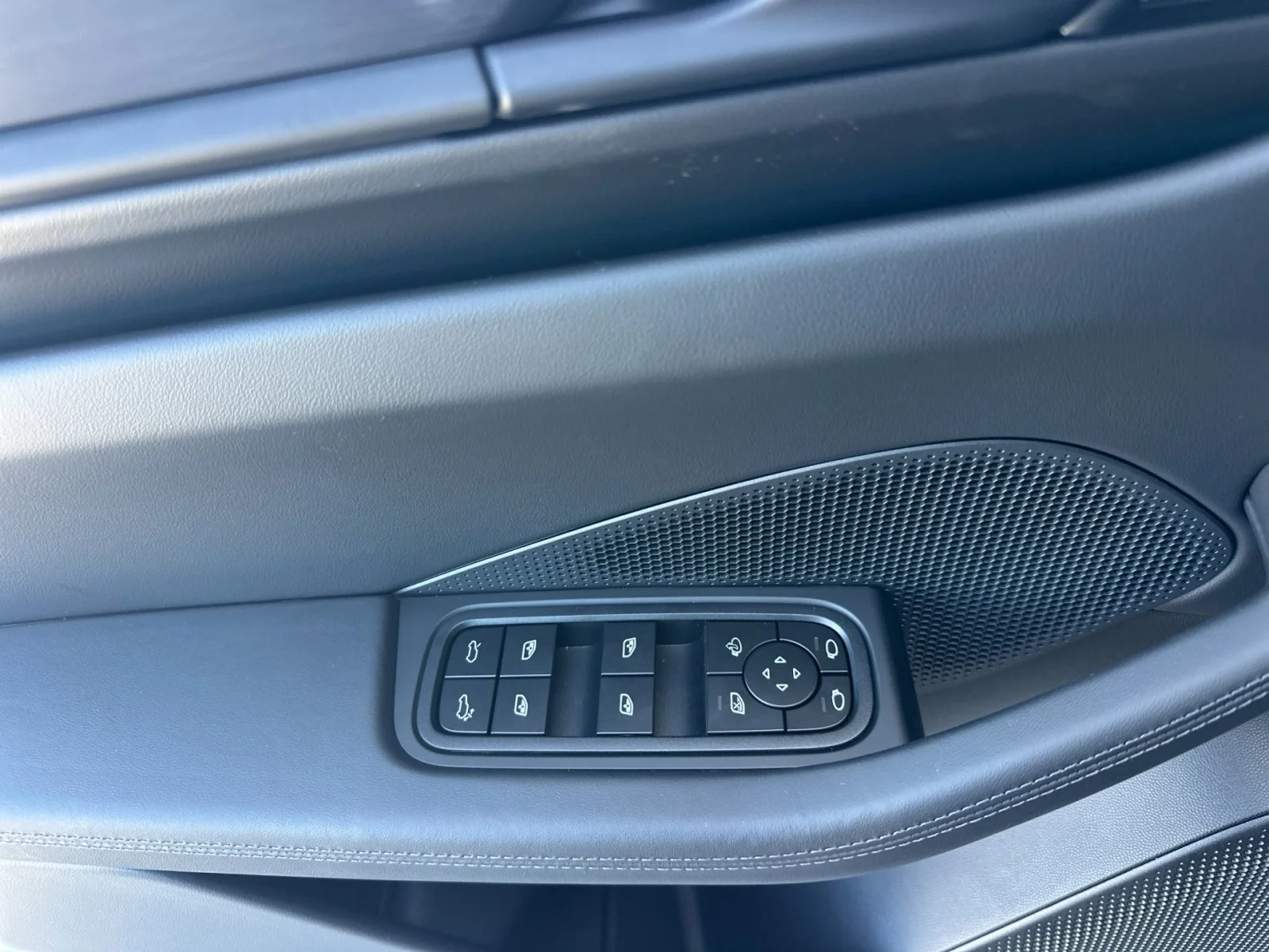 New 2026 Slate Grey Neo Porsche Electric GTS image 12