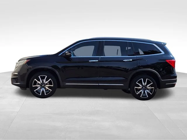 Used 2019 Black Honda Touring image 5