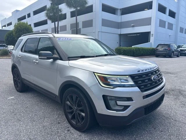2017 Ford Explorer XLT FWD's photo