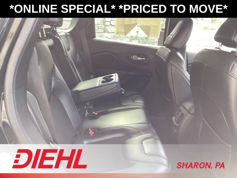 Used 2020 Black Jeep Latitude Plus image 14
