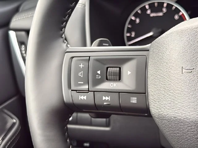 Used 2026 Gray Nissan SV image 39