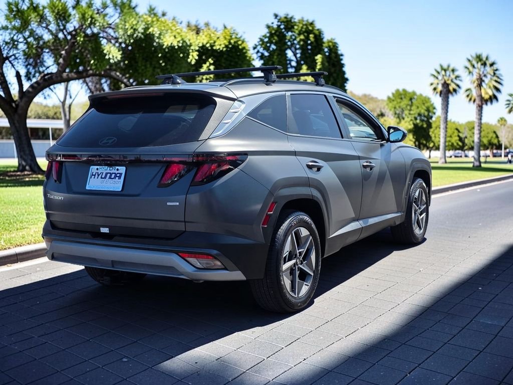 Certified Used 2025 Gray Hyundai SEL image 5