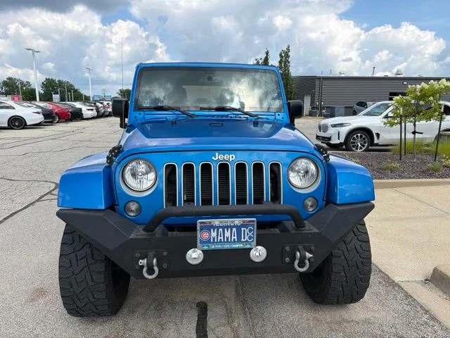 Used 2016 Blue Jeep Unlimited Sahara image 11