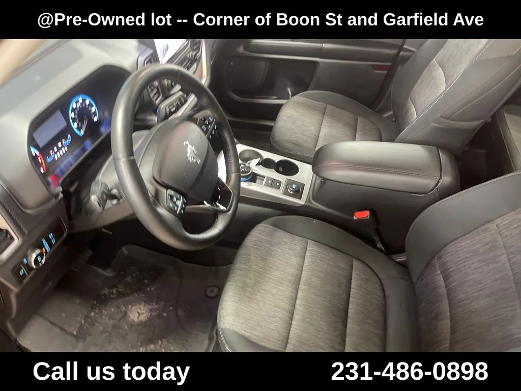 Used 2023 Red Ford Big Bend image 14