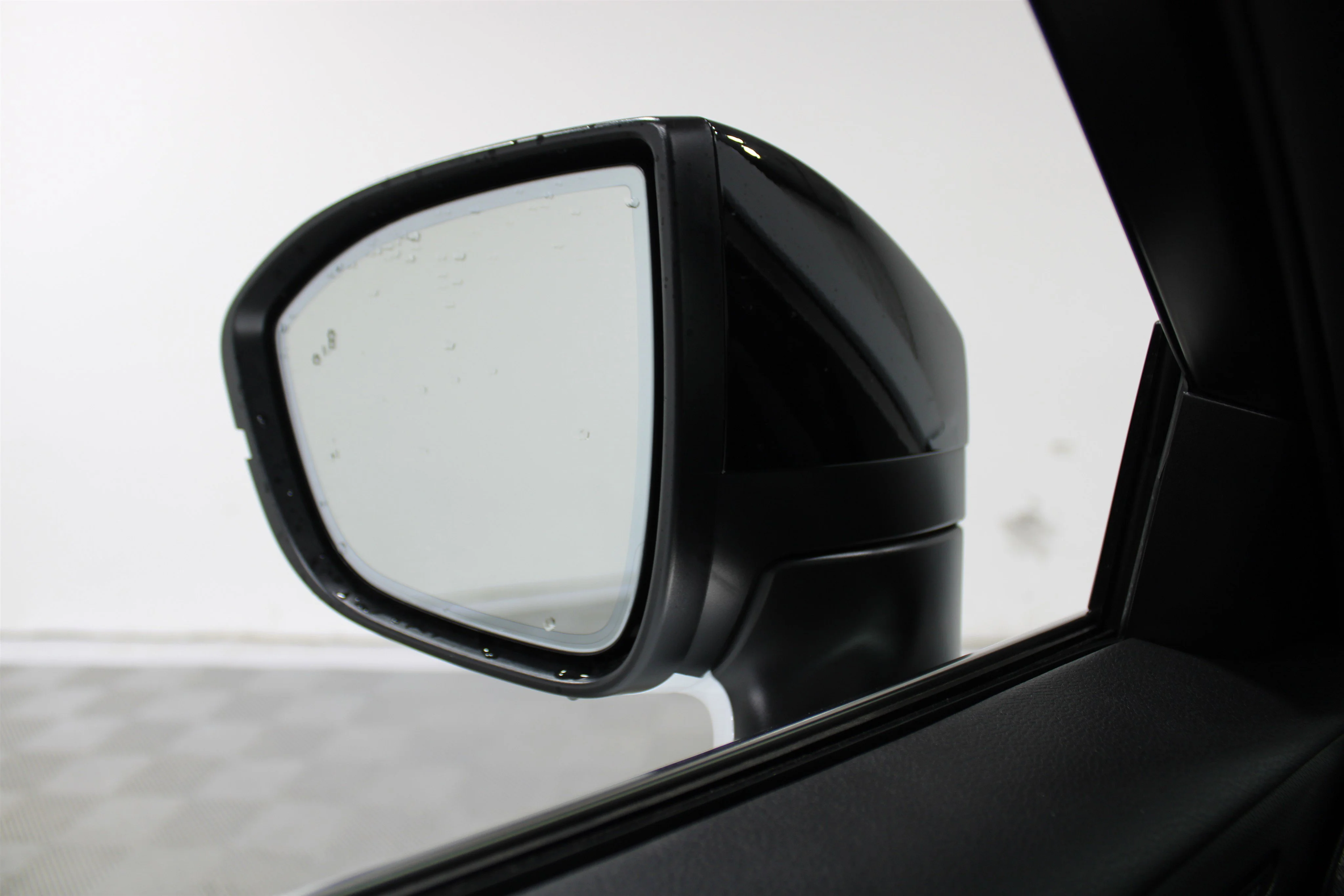 2027 INFINITI QX60 LUXE - Photo 18