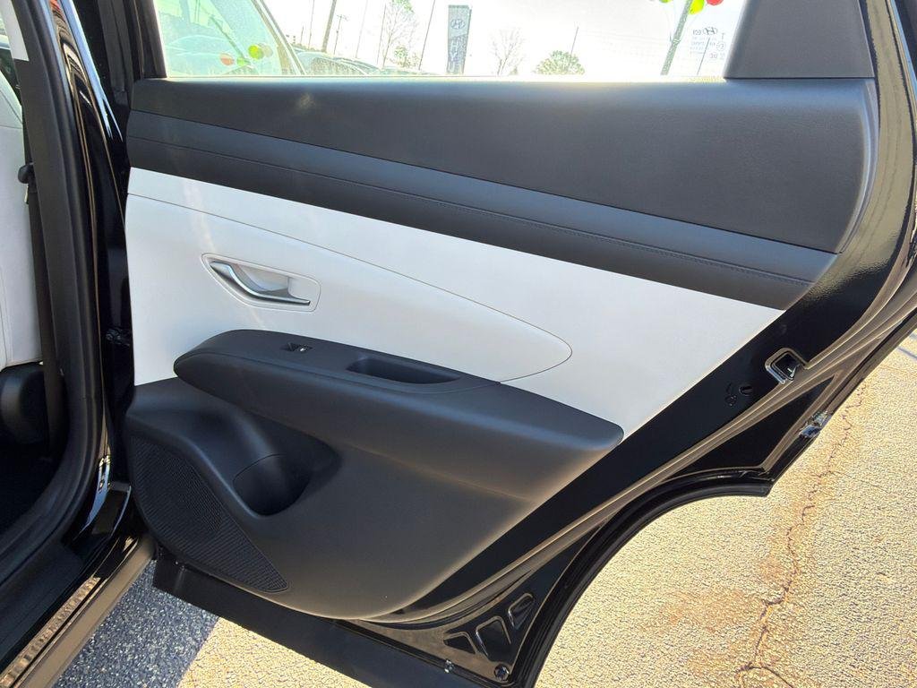 New 2026 Black Hyundai SE FWD image 16