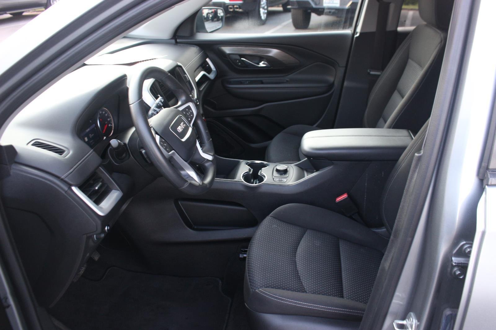 Used 2023 Sterling Metallic GMC SLE image 16