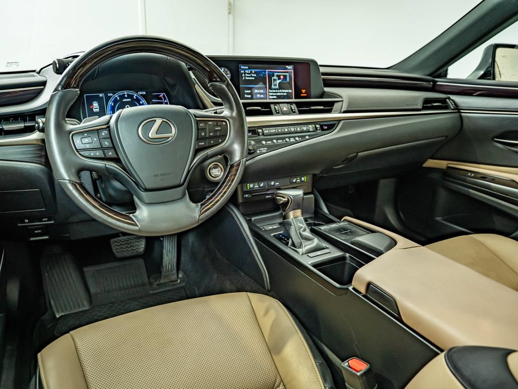 Used 2019 Gray Pearl Lexus 350 image 32
