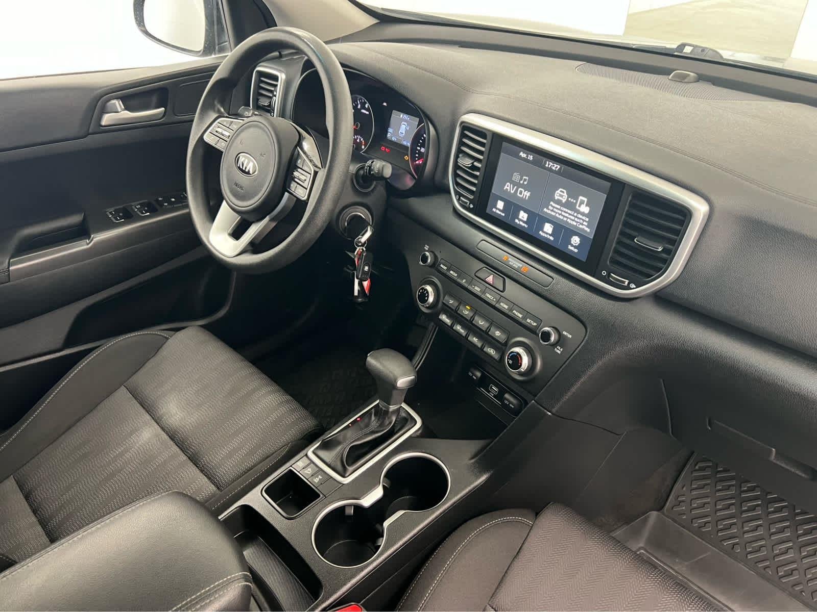 2022 Kia Sportage LX - Photo 29