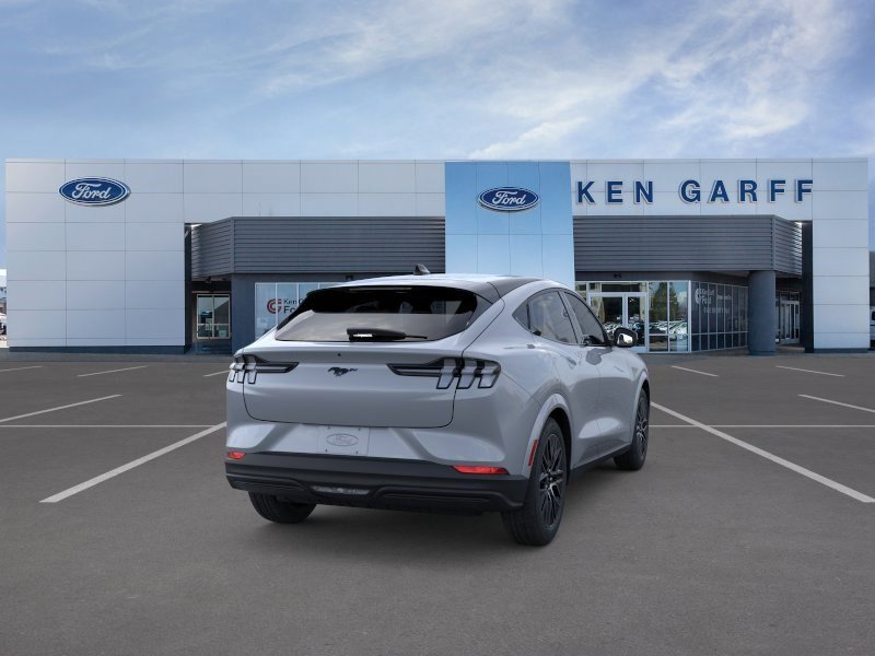 New 2026 Glacier Gray Metallic Tri-coat Ford Premium image 9
