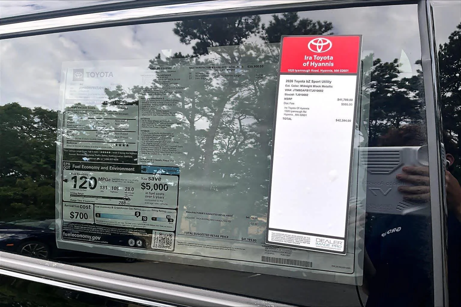 2026 Toyota bZ XLE - Photo 17