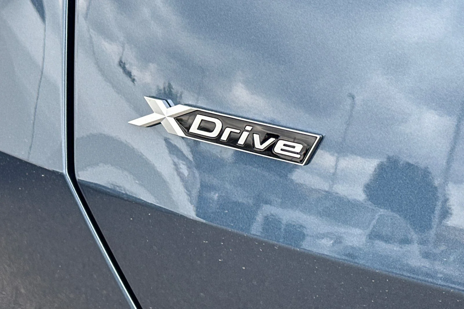 New 2026 Arctic Race Blue metallic BMW 30 xDrive image 6