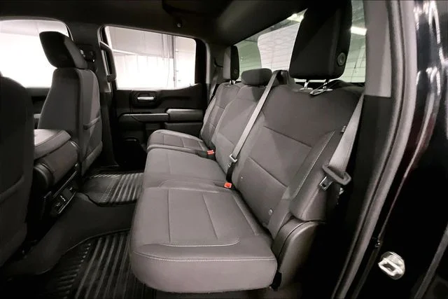 Used 2024 Onyx Black GMC Pro image 24