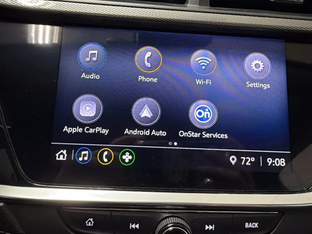 Used 2020 White Buick Preferred image 24