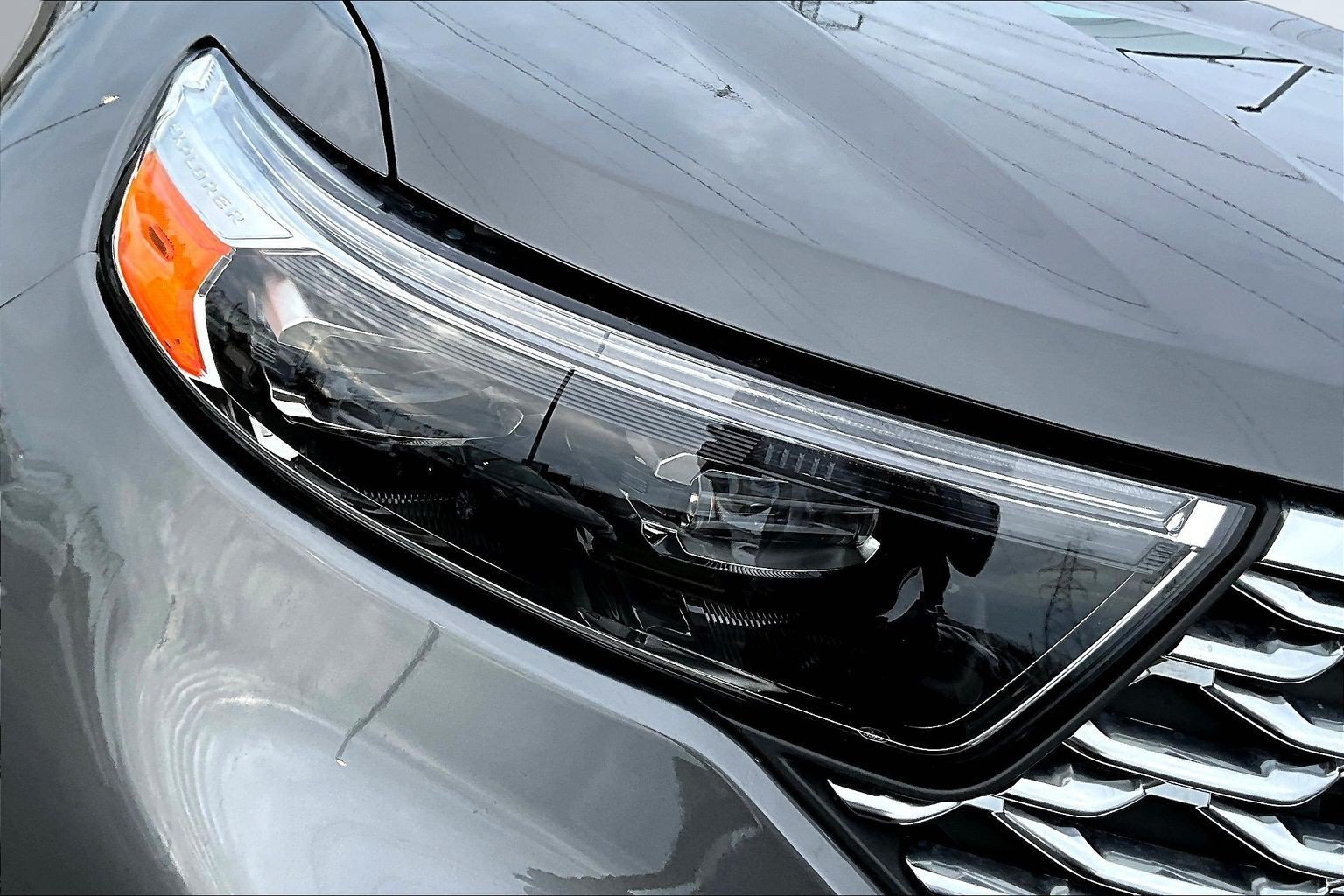Used 2024 Gray Ford Platinum image 29