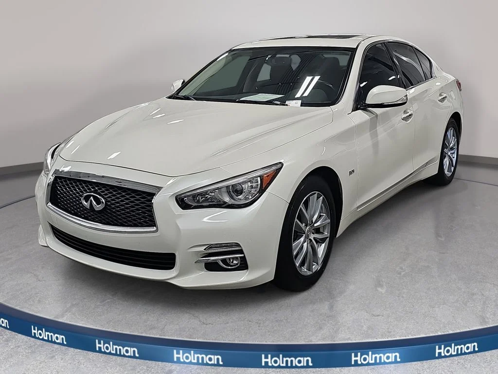 Used 2016 White INFINITI 3.0t Premium image 1