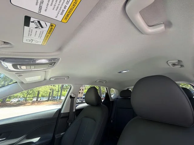 Used 2026 White Hyundai SEL Premium image 22